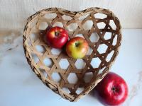 Heart Shaped Shaker Style Splint Basket