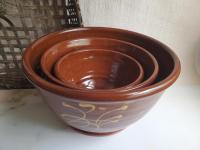 Redware Nesting Bowls in Feather Motif Set - Hand-Glazed and Antiqued Finish