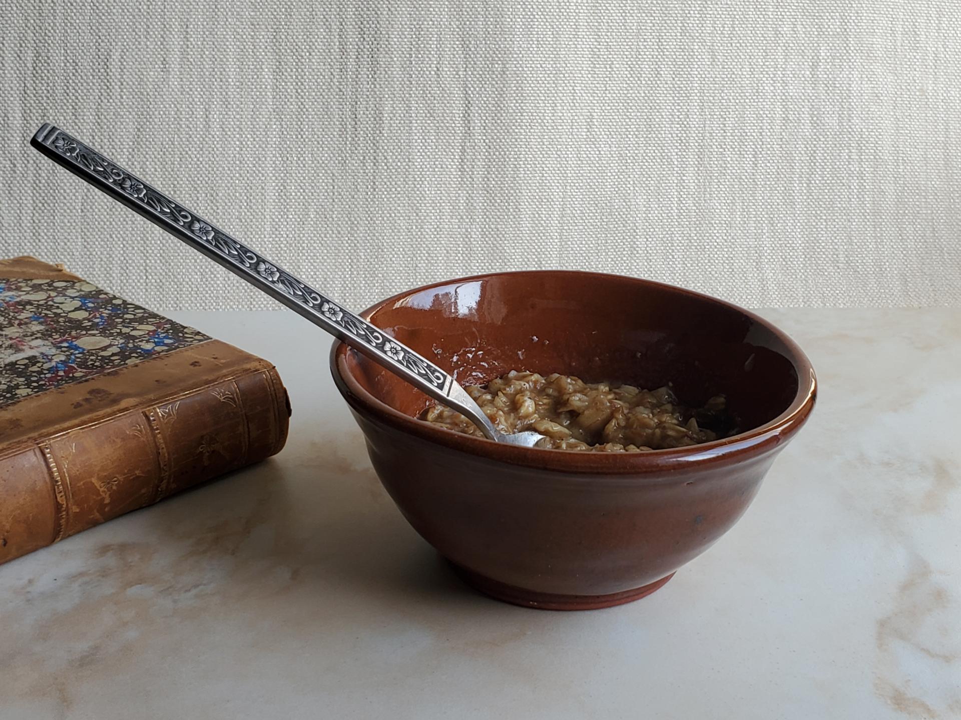 Redware 5 inch Bowl with "Feather" Motif