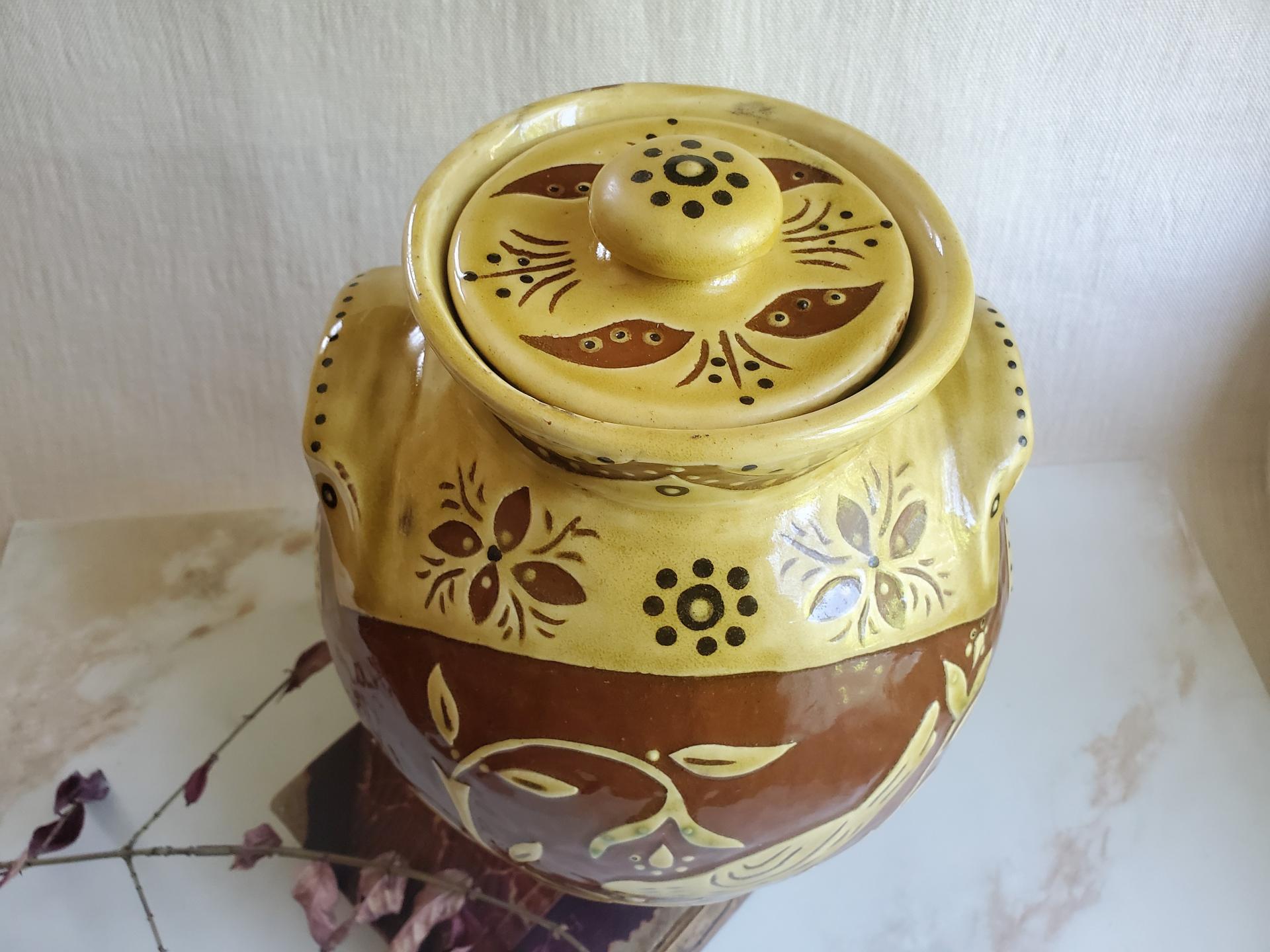 Sgraffito Redware One-of-a-Kind Jar with Traditional Pattern and Lead Free Glaze