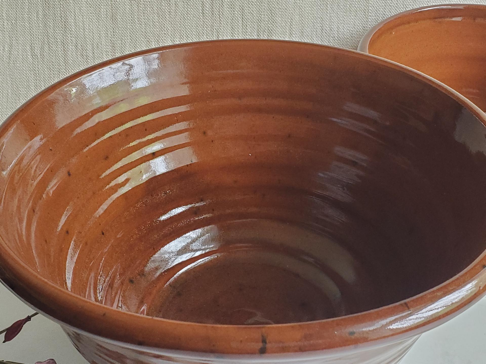 Redware 10 in Bowl with Black Dapples