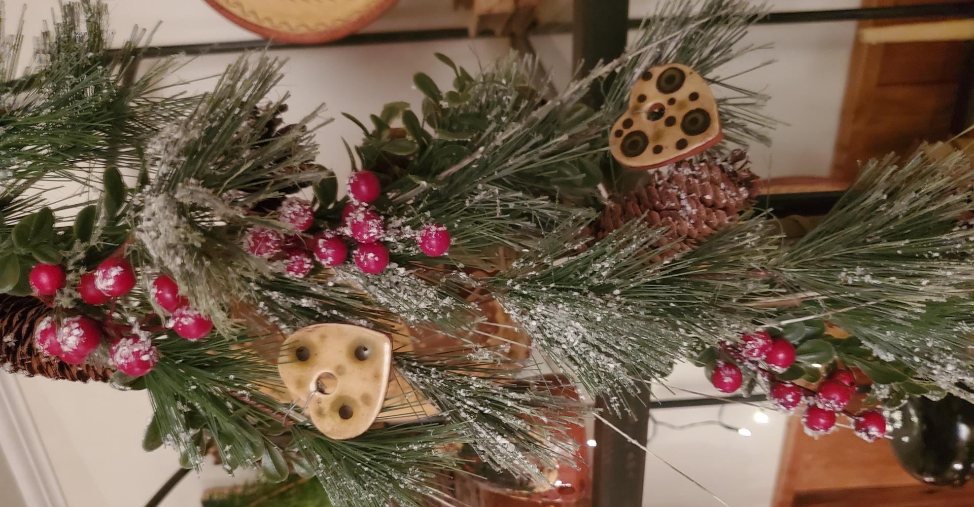 Rusty Bells 4ft Garland with Redware Mini Heart Ornaments