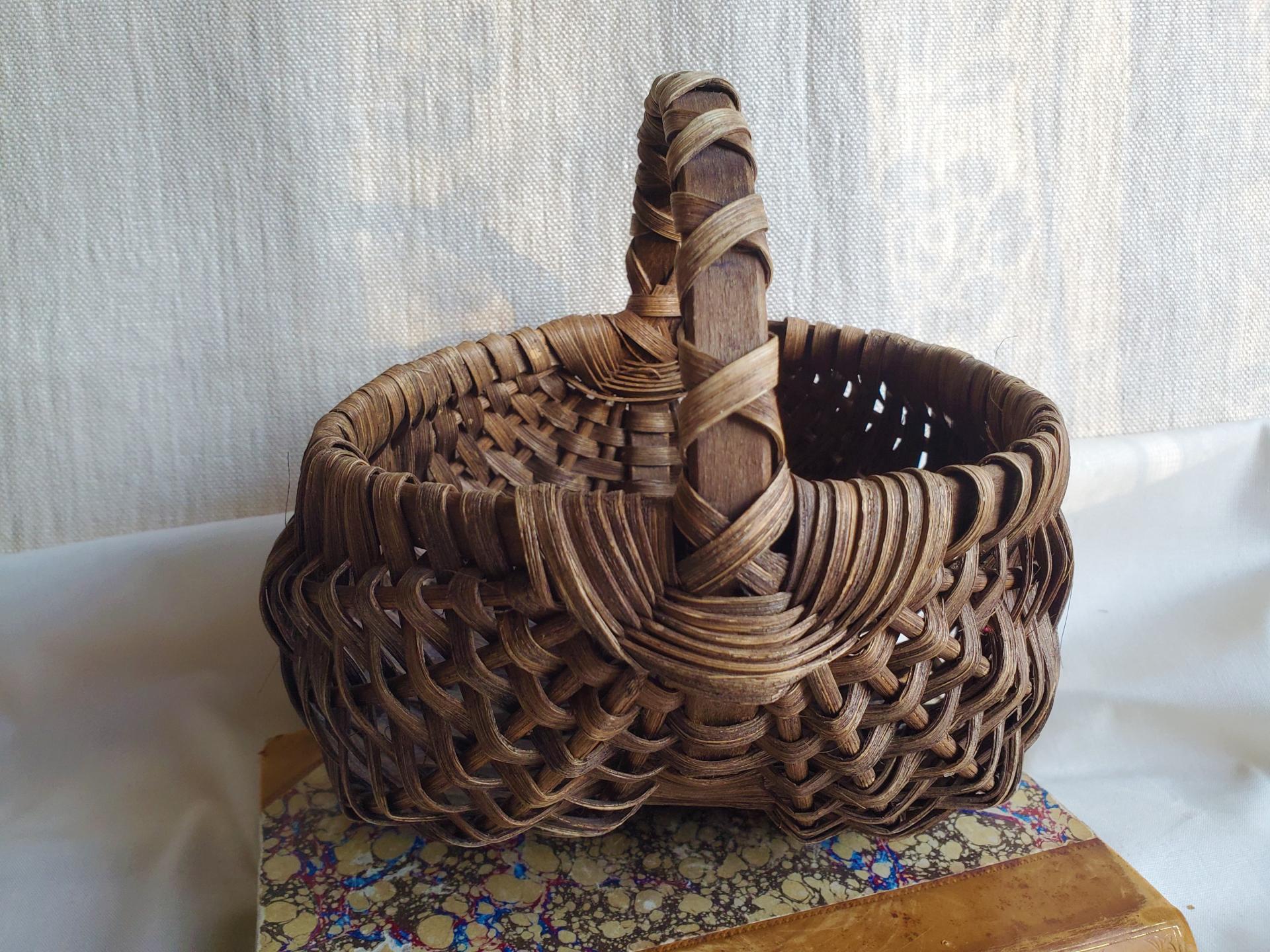 Small Melon Basket or Egg Basket, Hand Woven