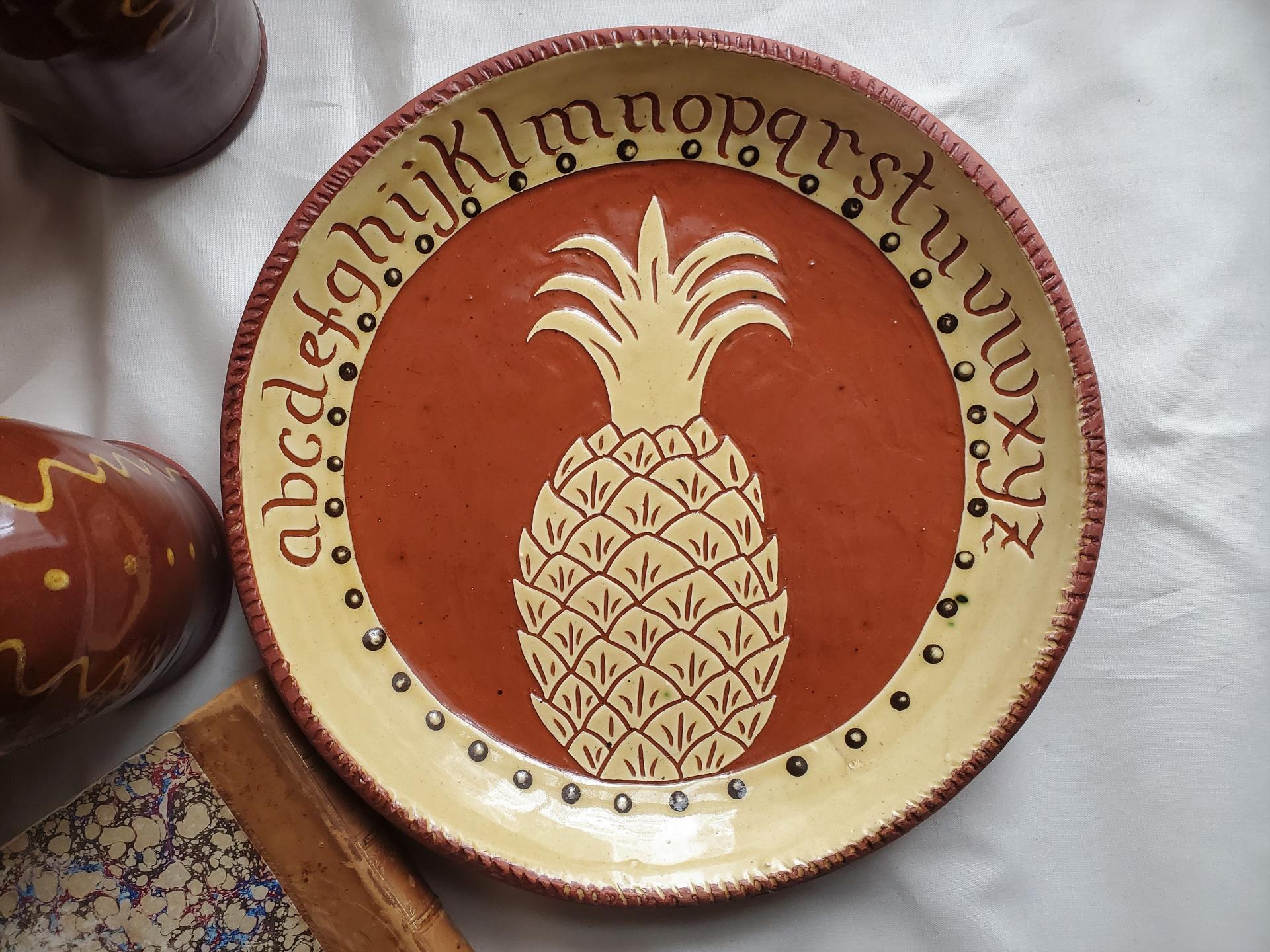 Redware 11 in Plate with Pineapple Sgraffito Motif