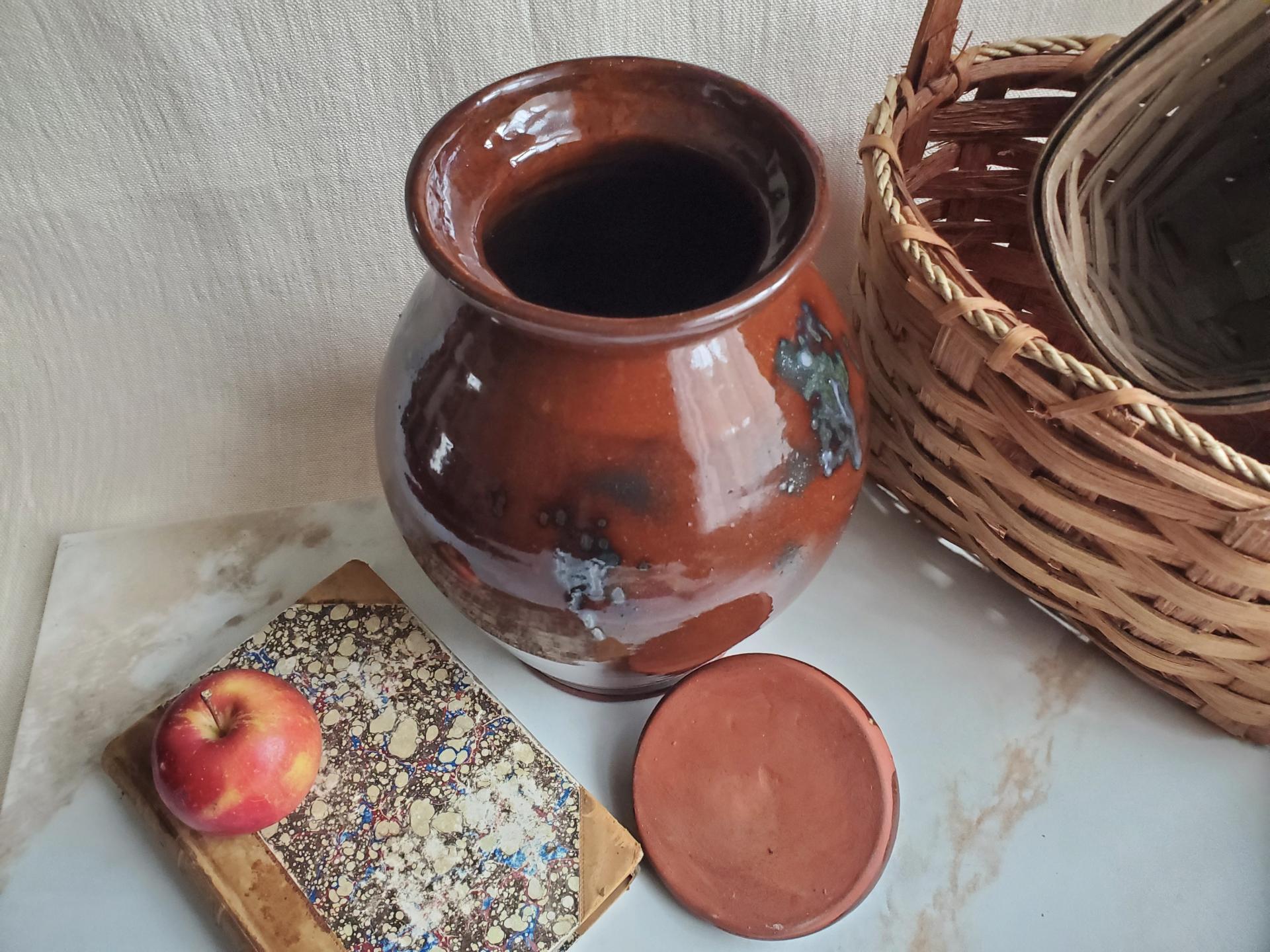 Redware 10 in Large Jar with Spangles
