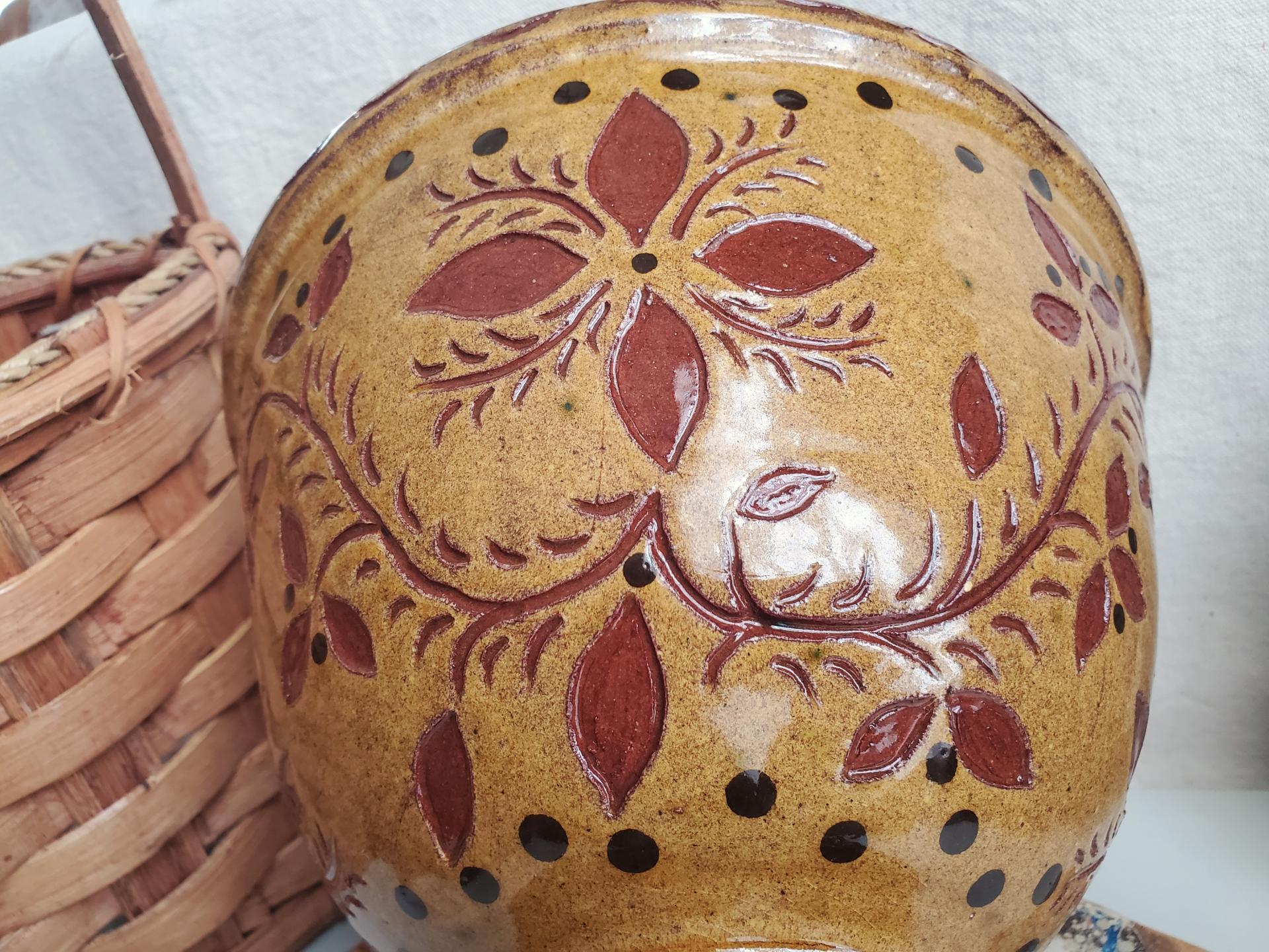 Redware Fruit Bowl with Sgraffito Pattern