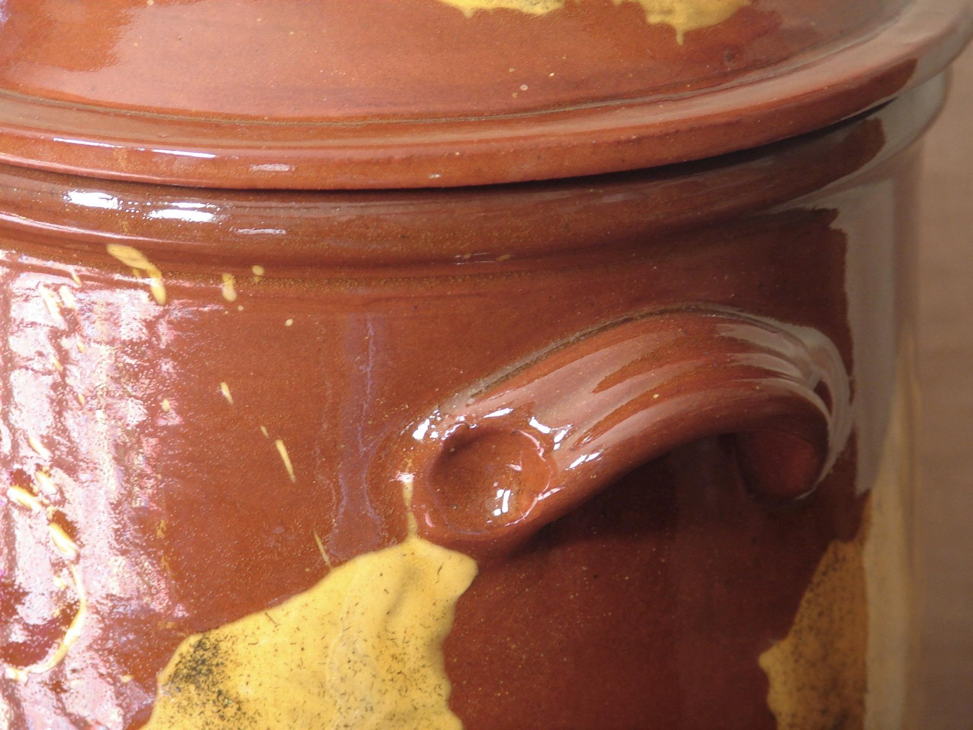 Large 12.50 in Redware Jar with Spangles and Daubs Motif