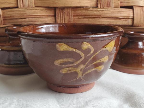 Redware 4 inch Bowl with Feather Motif